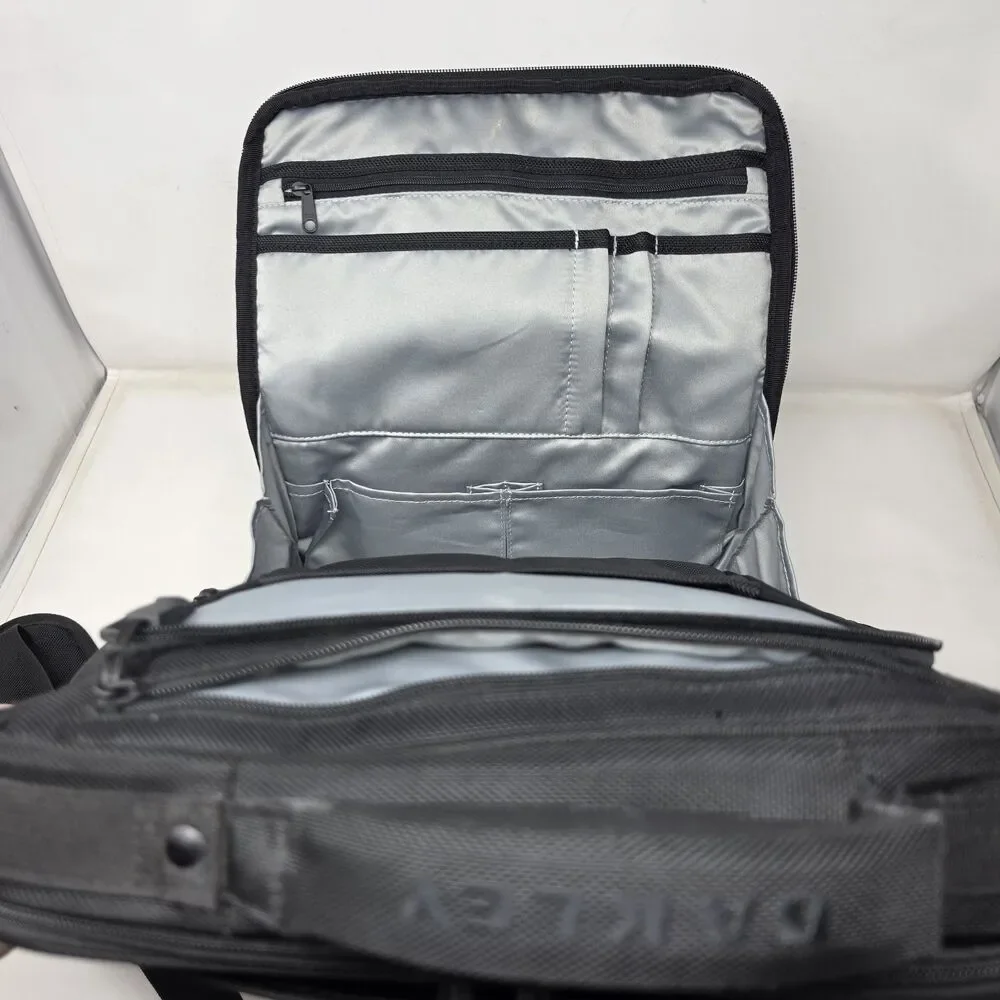 Oakley Vertical Messenger Pack 2.0 Blackout Tactical Outdoor Laptop Bag 17 Liter